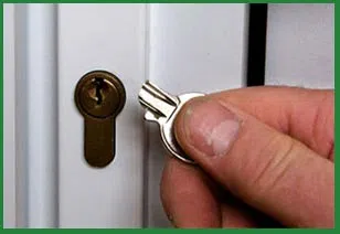  Westbury Locksmith Store Westbury, NY 516-962-5749